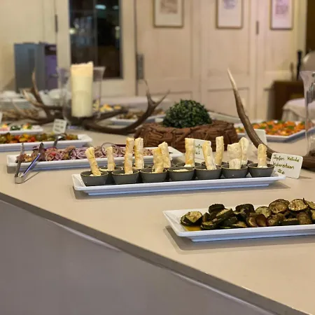 Ξενοδοχείο Senningerbraeu