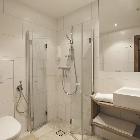 Ξενοδοχείο Senningerbraeu 4*