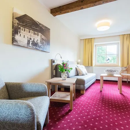 Senningerbraeu Szálloda 4*
